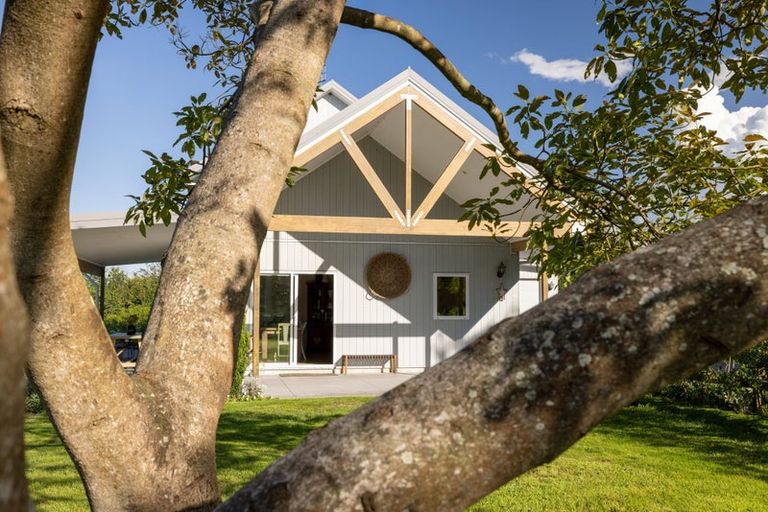 Photo of property in 612 No 1 Road, Te Puke, 3182