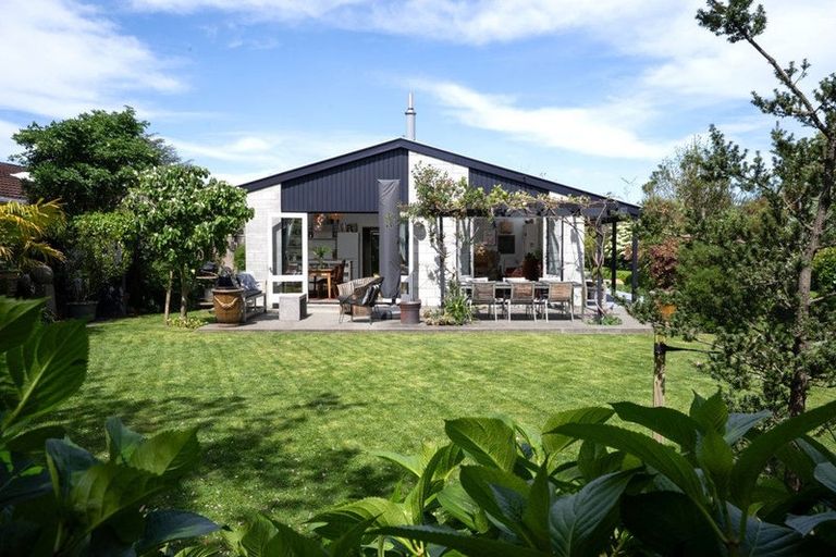 Photo of property in 5 Jed Lane, St Albans, Christchurch, 8052