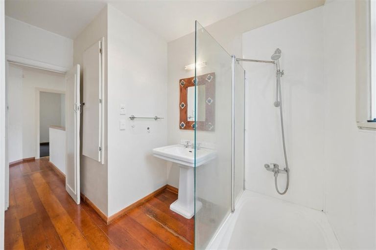 Photo of property in 12 Chelmsford Street, Ngaio, Wellington, 6035