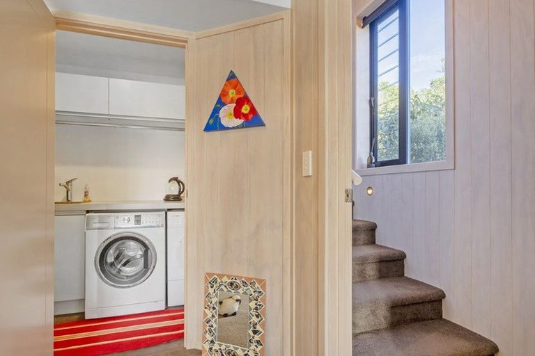 Photo of property in 34 Motuhoa Road, Tairua, 3508