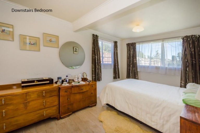 Photo of property in 19 Mahana Road, Paraparaumu Beach, Paraparaumu, 5032