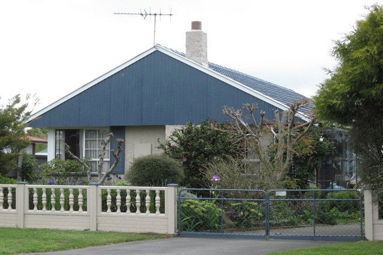 Photo of property in 18a Sneyd Street, Kaiapoi, 7630