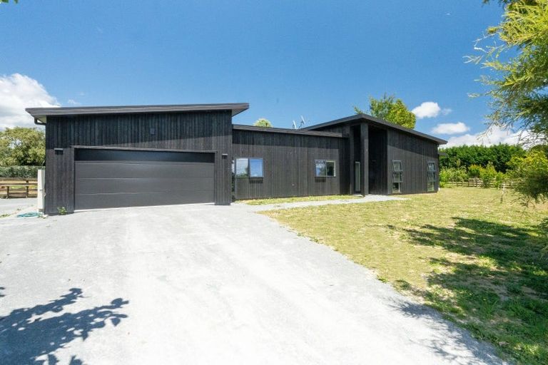 Photo of property in 324 Kimberley Road, Levin, 5571