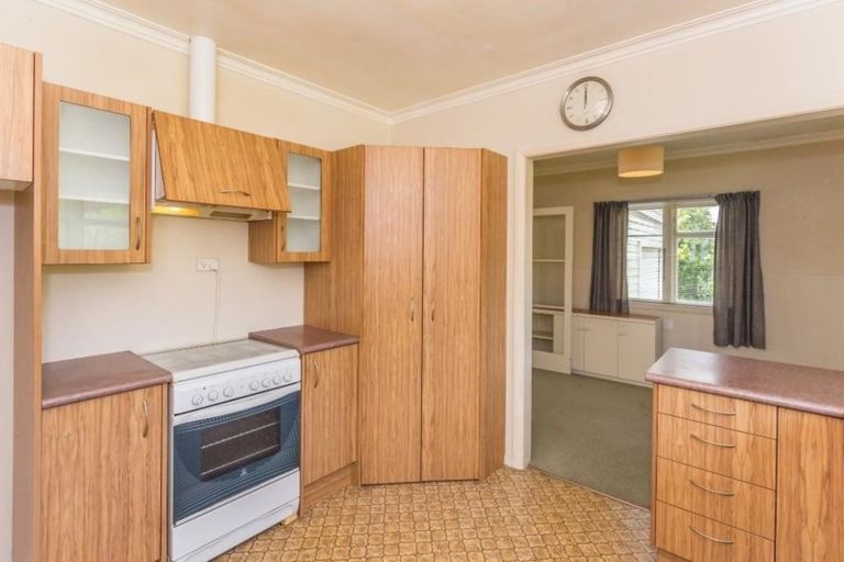 Photo of property in 21 Carlisle Street, Levin, 5510