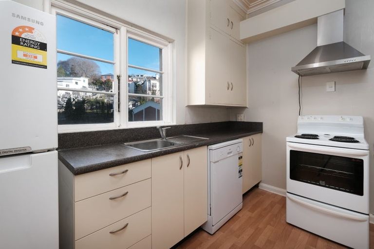 Photo of property in 1/35 Tennyson Street, Dunedin Central, Dunedin, 9016