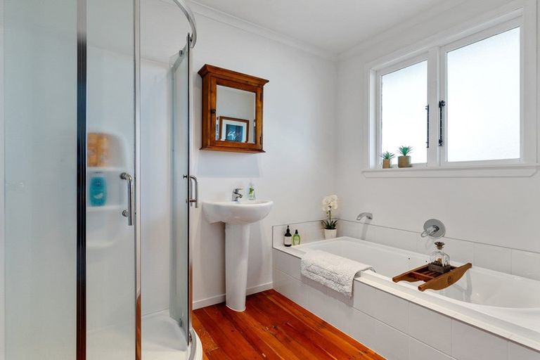 Photo of property in 18 Peachgrove Road, Hamilton East, Hamilton, 3216