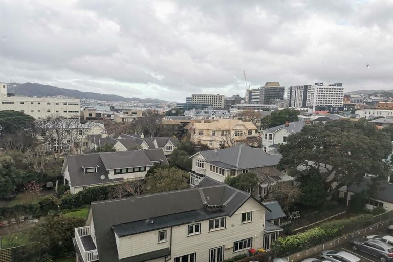 Photo of property in Hobson Court Flats, 55/70u Hobson Street, Thorndon, Wellington, 6011