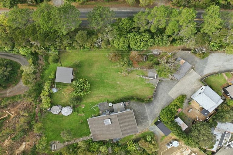 Photo of property in 1 Bush Point Road, Cable Bay, 0420