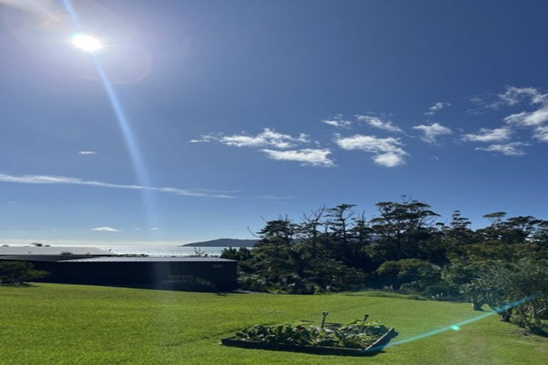 Photo of property in 297b Cable Bay Block Road, Cable Bay, 0420