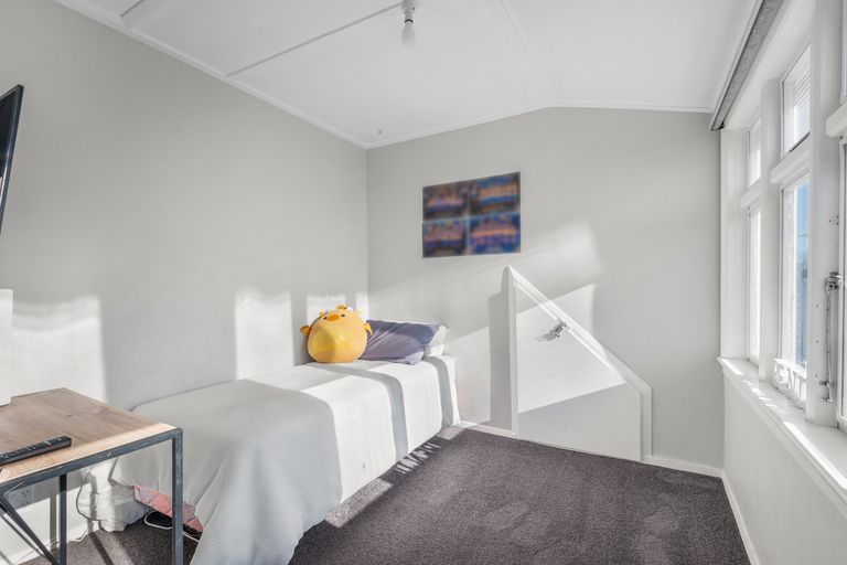 Photo of property in 80 Gladstone Road North, Mosgiel, 9024