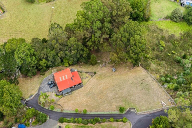 Photo of property in 17 Hayley Lane, East Tamaki Heights, Auckland, 2016