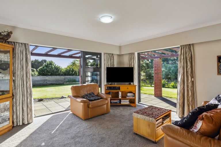 Photo of property in 8 Jacks Bush Road, Waikanae, 5391