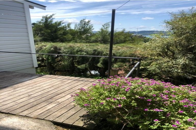 Photo of property in 2 Bella Vista, Melrose, Wellington, 6023