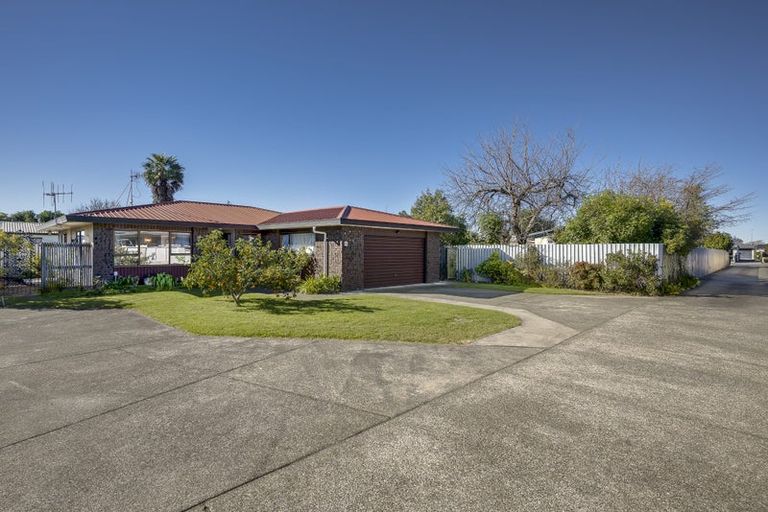 Photo of property in 4/5 Forward Street, Greenmeadows, Napier, 4112