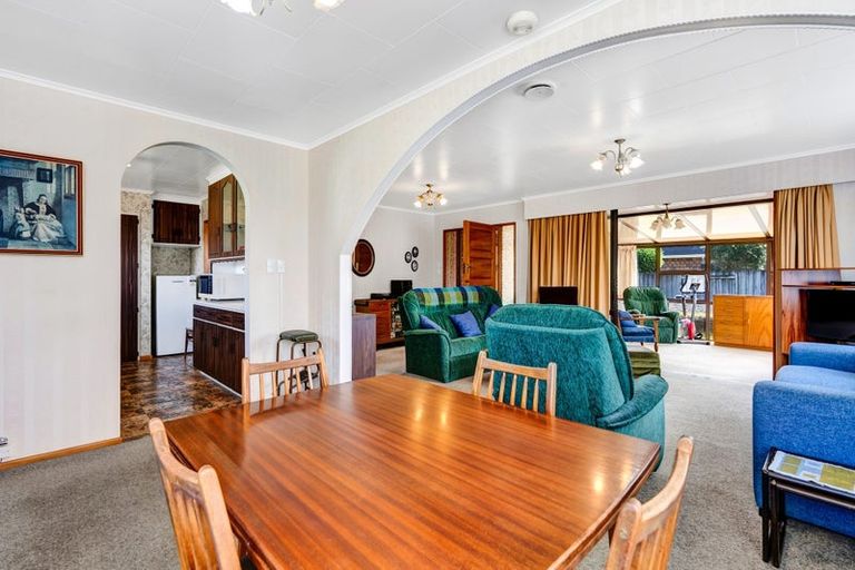 Photo of property in 301a South Road, Hawera, 4610