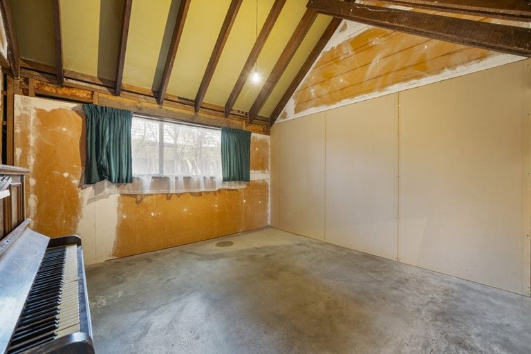 Photo of property in 49b Inwoods Road, Parklands, Christchurch, 8083