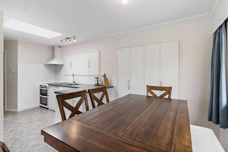 Photo of property in 2 North Street, Greytown, 5712