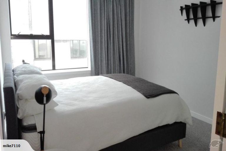 Photo of property in Hobson Court Flats, 44/70u Hobson Street, Thorndon, Wellington, 6011