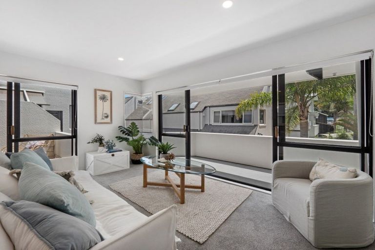 Photo of property in 3 The Mall, Mount Maunganui, 3116