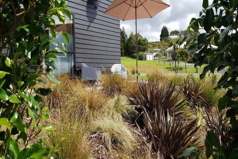 Photo of property in 330 Cable Bay Block Road, Cable Bay, 0420