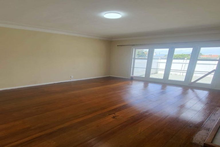 Photo of property in 4/50 Birdwood Avenue, Papatoetoe, Auckland, 2025
