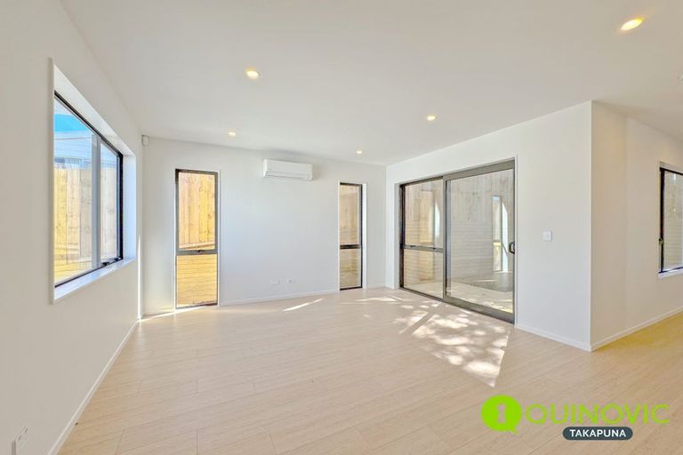 Photo of property in 7c Buisson Glade, West Harbour, 0618