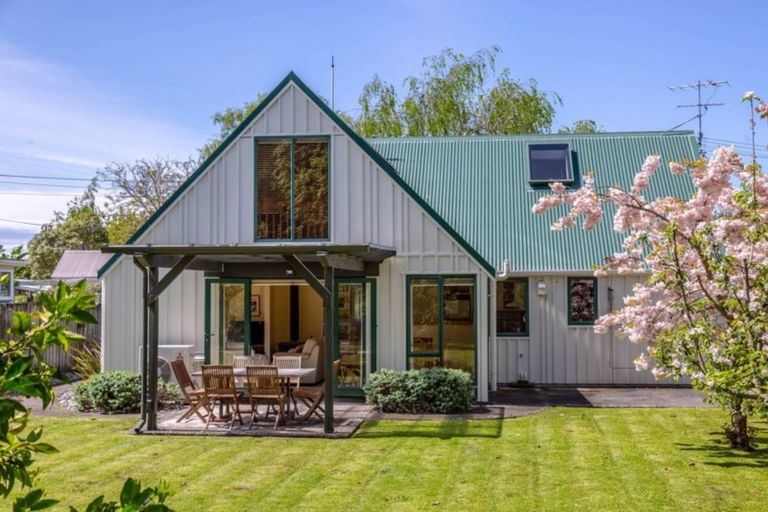 Photo of property in 8 Horton Street, Greytown, 5712