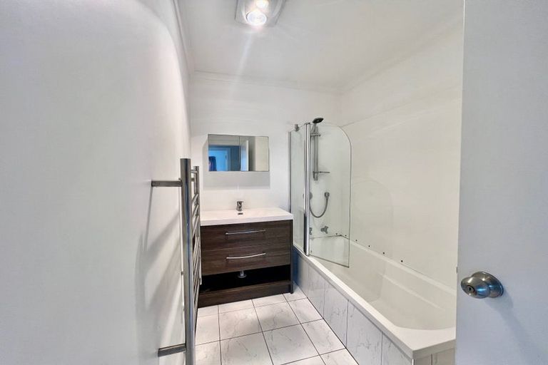 Photo of property in 4 Matai Road, Stanmore Bay, Whangaparaoa, 0932