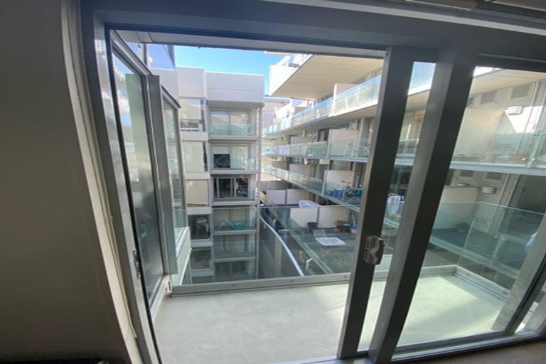 Photo of property in Monvie Apartments, 712/15 Holland Street, Te Aro, Wellington, 6011
