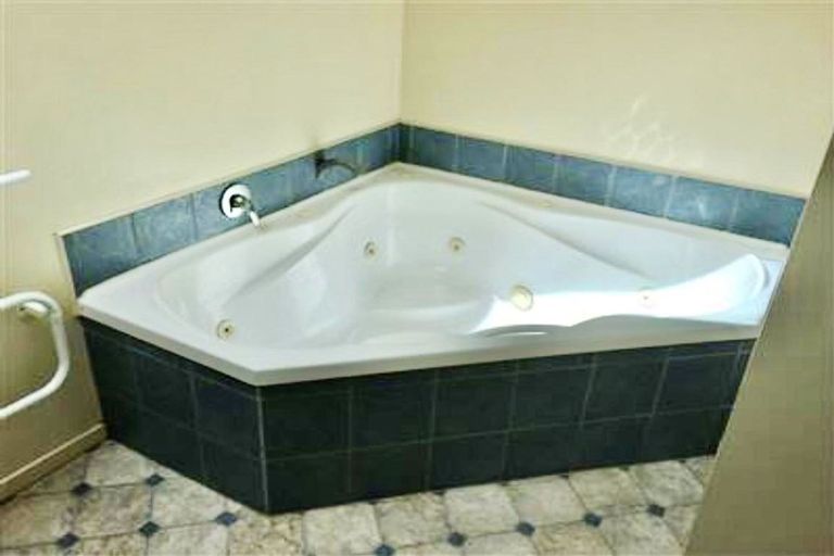 Photo of property in 6 Wedmore Close, Burwood, Christchurch, 8083