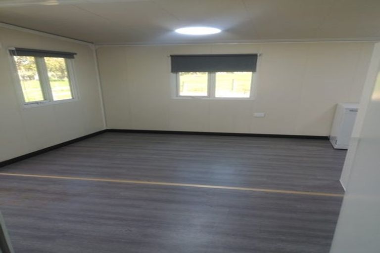 Photo of property in 8 Stevens Lane, Waitoki, Kaukapakapa, 0871