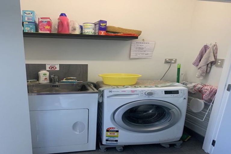 Photo of property in 12a Liquidambar Drive, Hobsonville, Auckland, 0616