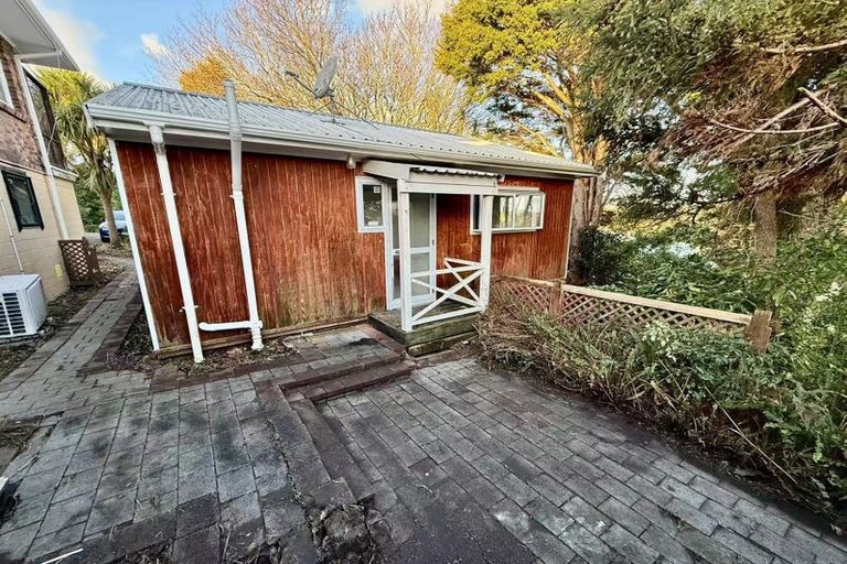 Photo of property in 2 Stanley Road, Glenfield, Auckland, 0629