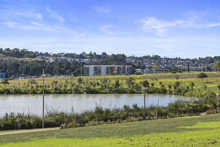 Photo of property in 314/3 Kaipiho Lane, Albany, Auckland, 0632