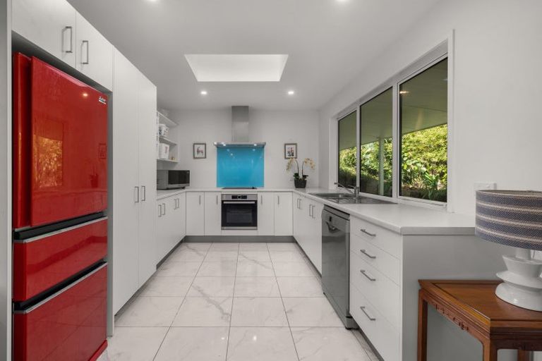Photo of property in 14 Mandeno Drive, Kerikeri, 0230