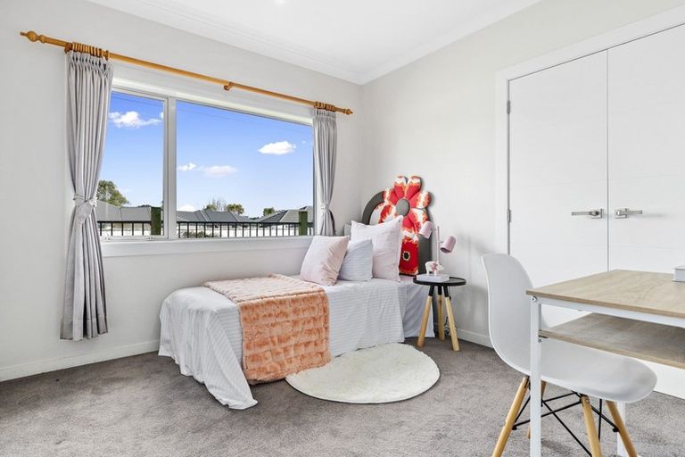 Photo of property in 27 Teatree Close, Huntington, Hamilton, 3210