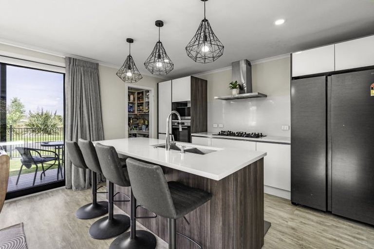Photo of property in 2 Inuwai Street, Glenview, Hamilton, 3206