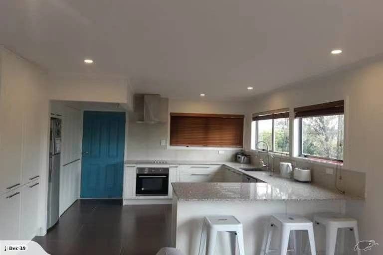 Photo of property in 1/47 Moire Road, Massey, Auckland, 0614