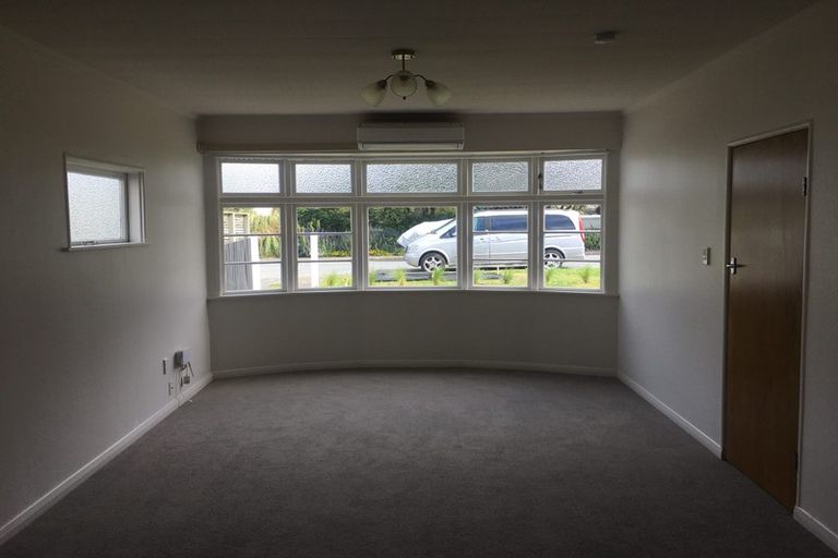 Photo of property in 39 Forres Street, Seatoun, Wellington, 6022