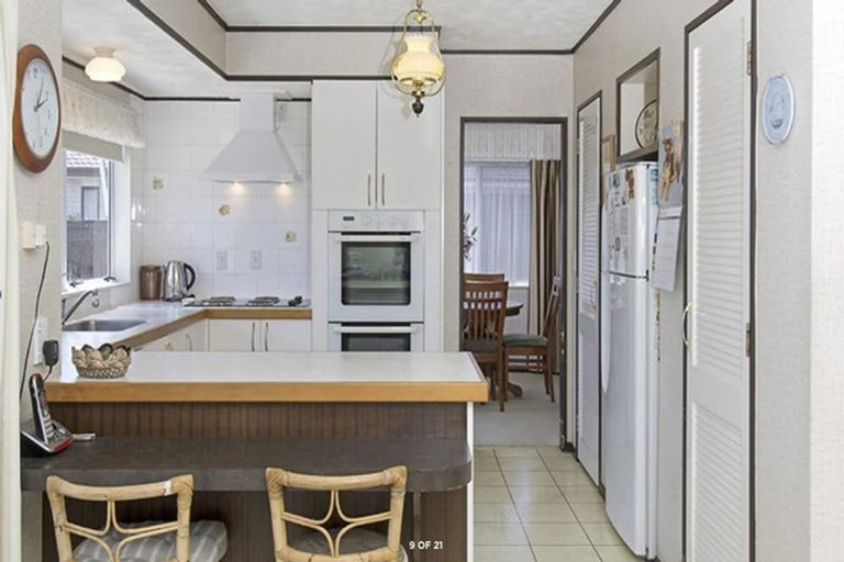 Photo of property in 147 Prince Regent Drive, Farm Cove, Auckland, 2012