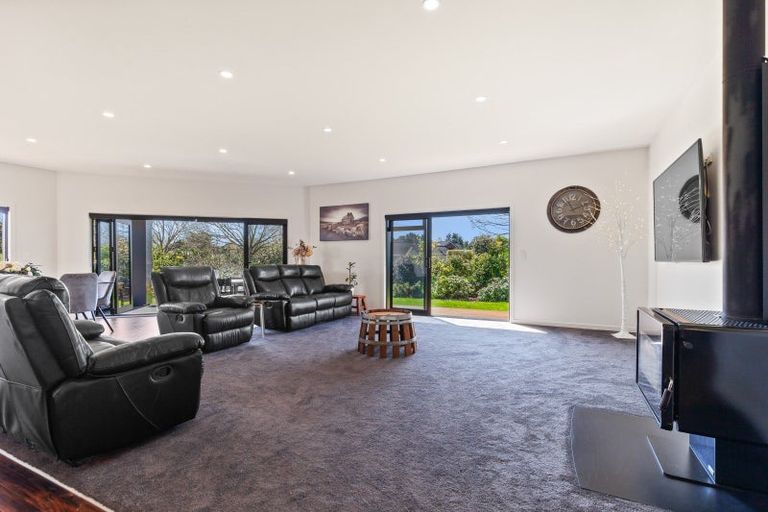 Photo of property in 35 Pinot Crescent, Ohau, 5570