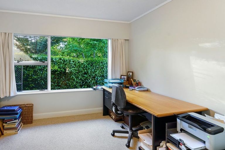 Photo of property in 9a Karaka Grove, Waikanae, 5036