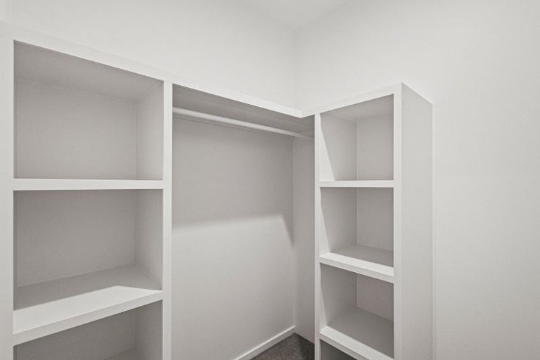 Photo of property in 1 Hobbs Lane, Harewood, Christchurch, 8051