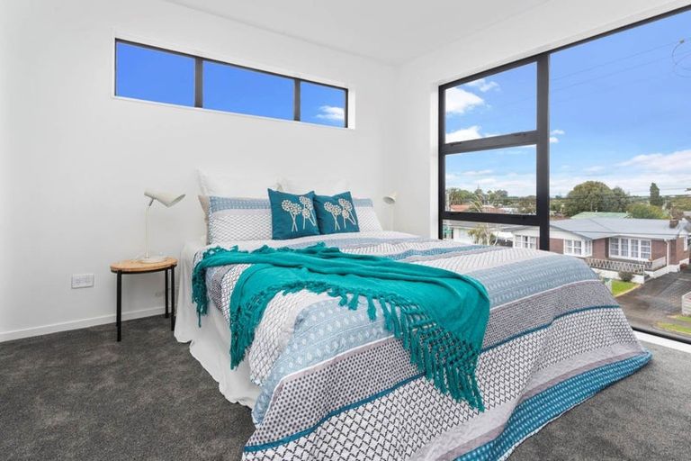 Photo of property in 4/2a Cambridge Road, Manurewa, Auckland, 2102