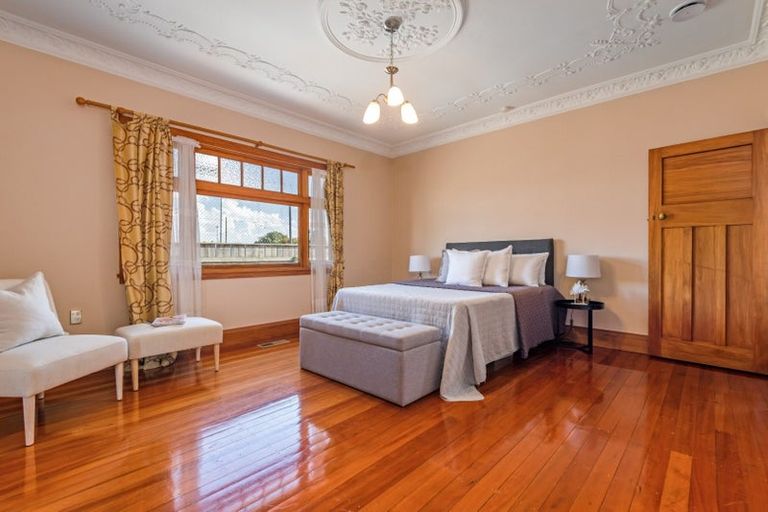 Photo of property in 52 North Street, Palmerston North, 4410