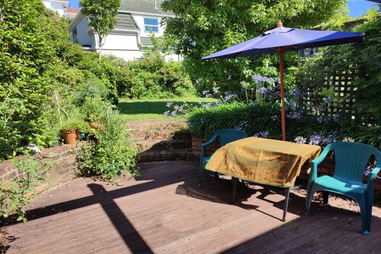 Photo of property in 118 Ohiro Road, Brooklyn, Wellington, 6021