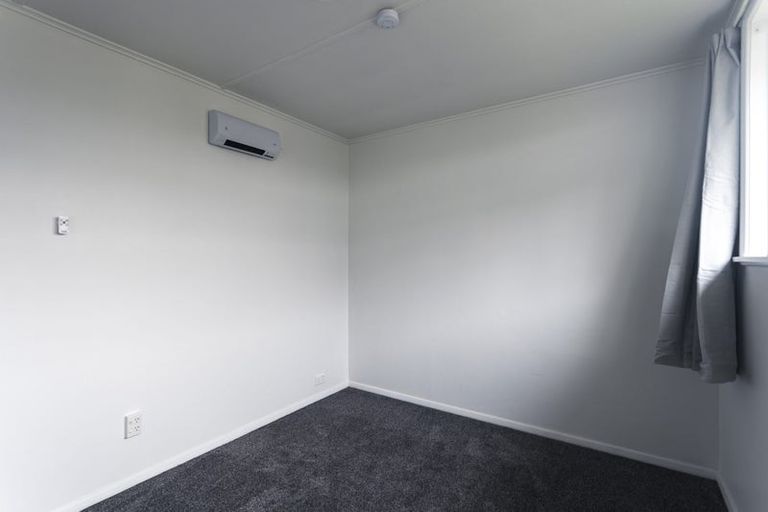 Photo of property in 30-32 Delaney Drive, Stokes Valley, Lower Hutt, 5019