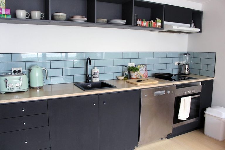 Photo of property in Hannahs Corner, 6/8 Leeds Street, Te Aro, Wellington, 6011