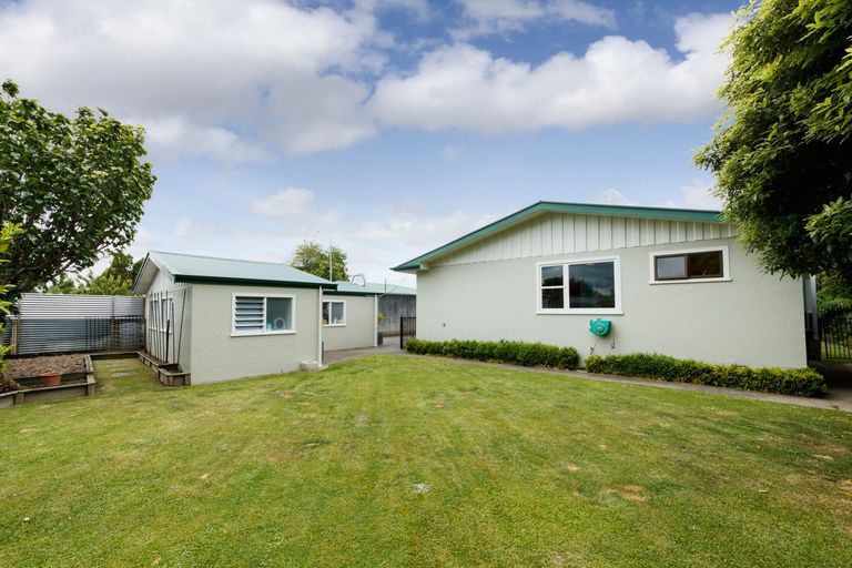 Photo of property in 68 Pitama Road, Awapuni, Palmerston North, 4412