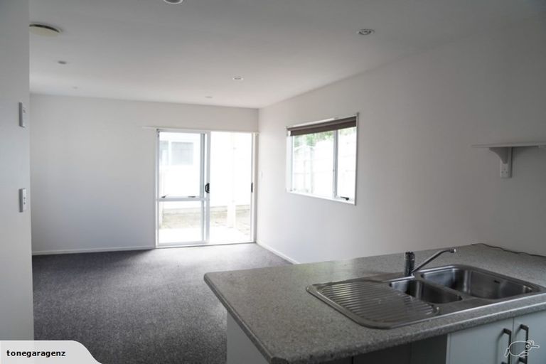 Photo of property in 13 Gala Place, Henderson, Auckland, 0612